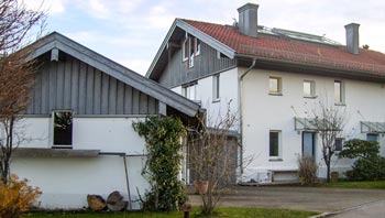 Petra Reif Immobilien - Referenzbeispiel Haus mit Garage